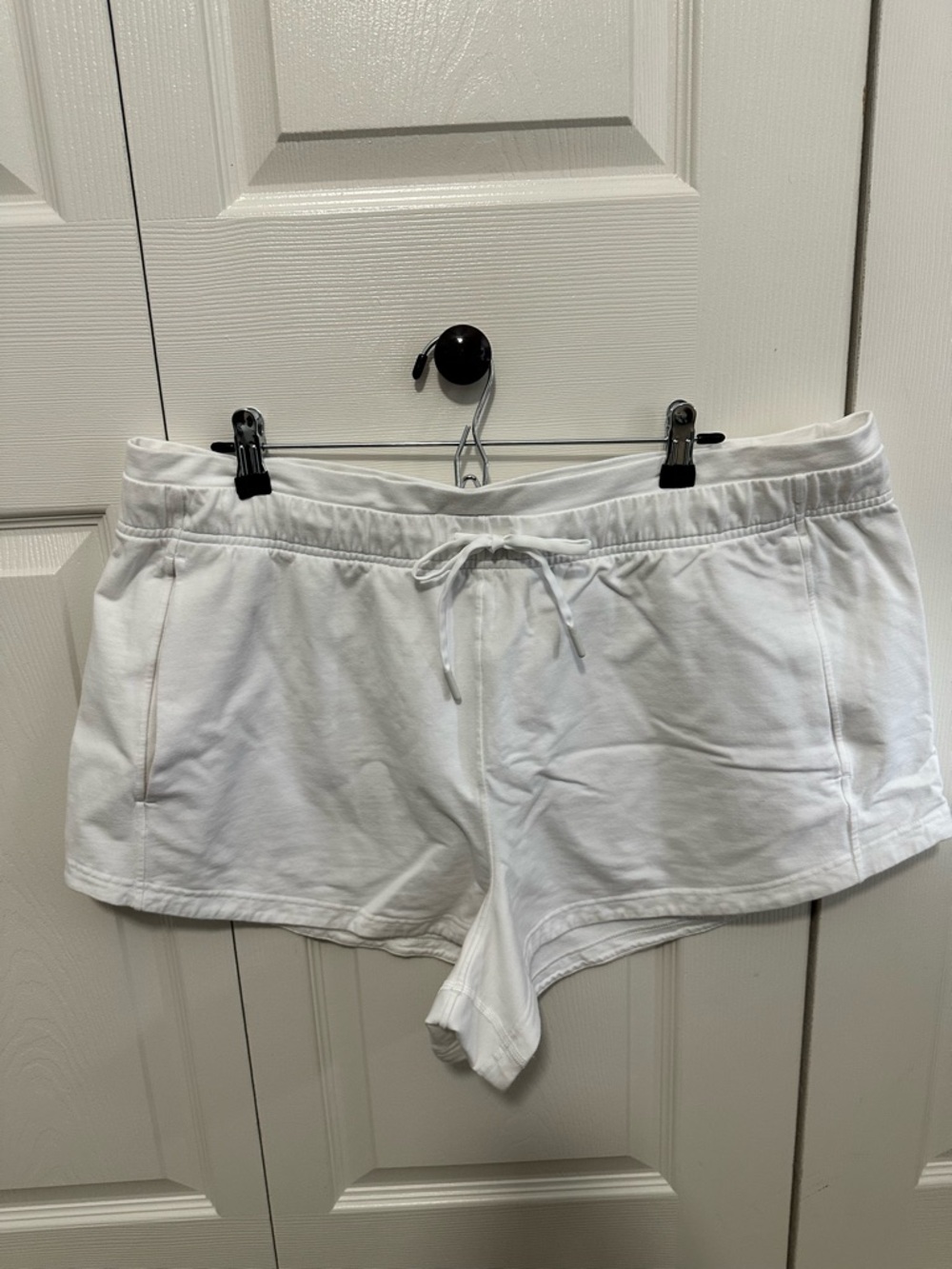 Lululemon Inner Glow High-Rise Short 3" in White‎ Size 18 VGUC